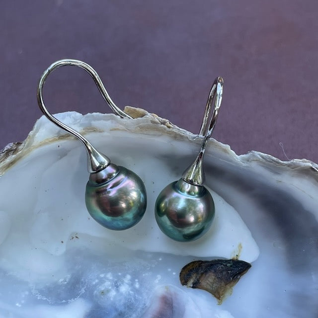 Tahiti Pearl Earring