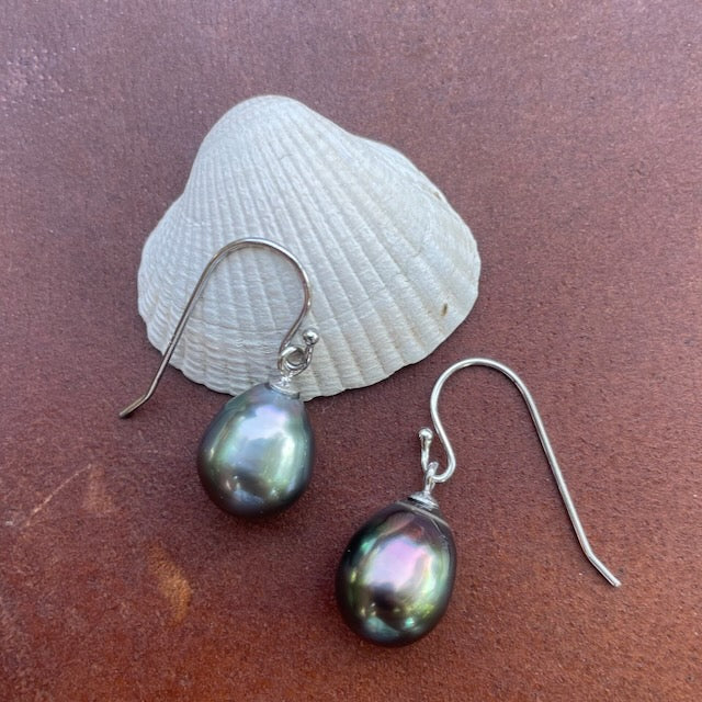 Tahiti Pearl Earring